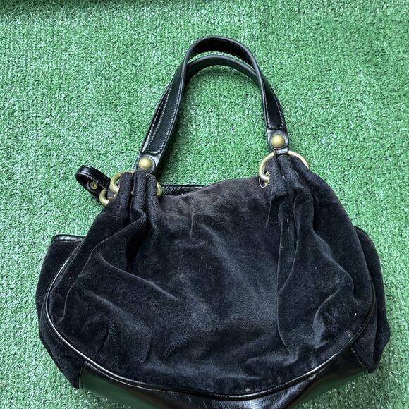 Juicy Couture Black Velvet Small Purse Vintage Y2K Bag Heart Charm Gold Chain - Picture 8 of 13